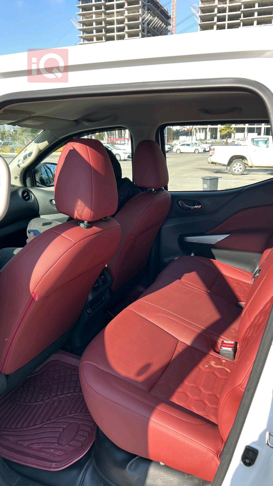 نيسان نافارا